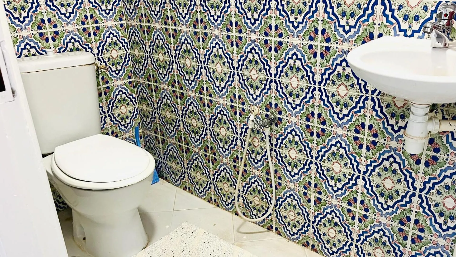 Apartment Superbe Appartement Avec Jardin A 15Min De L Aeroport Tunis