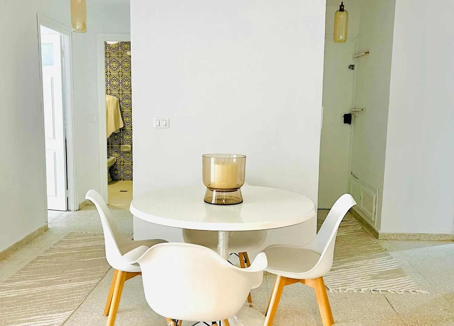 Superbe Appartement Avec Jardin A 15Min De L Aeroport Tunis 0*,  Tunisia