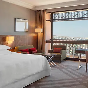 5* Otel Sheraton